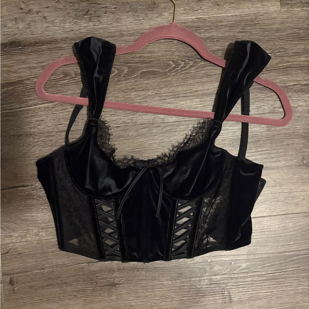 Victoria's Secret Black Lace Bra with Corset Design